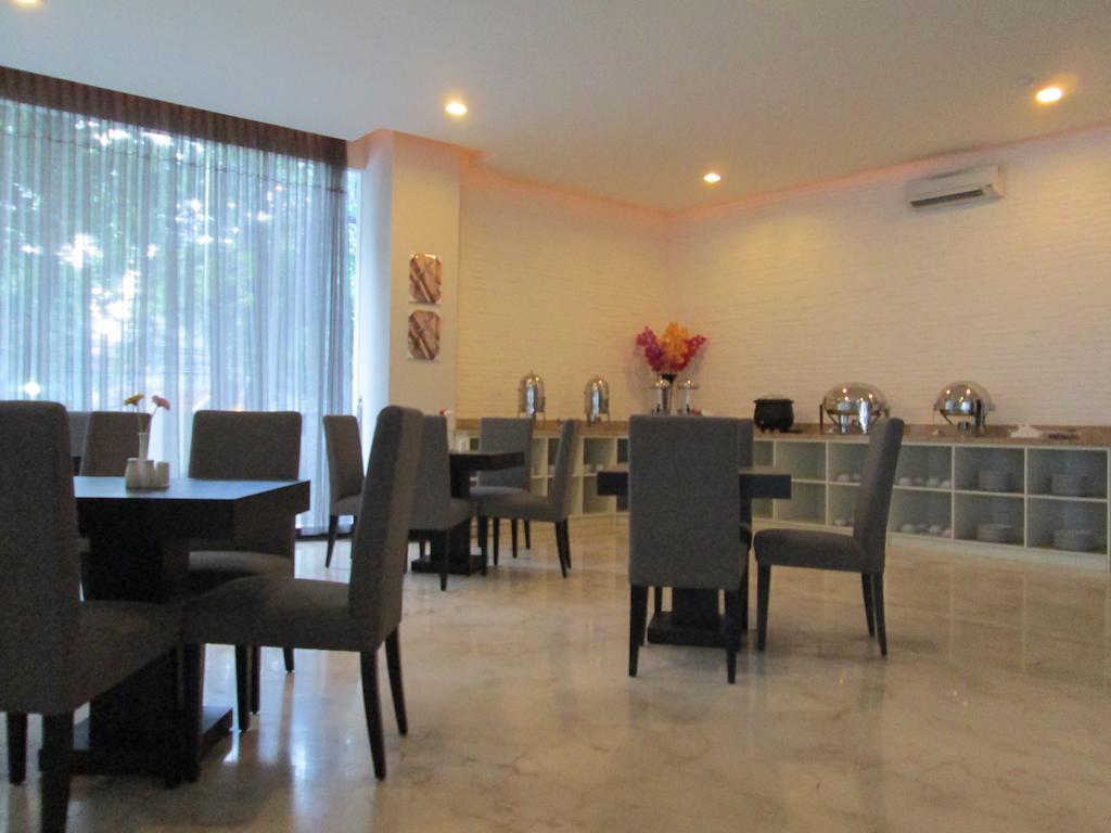N3 Hotel Jakarta Ngoại thất bức ảnh